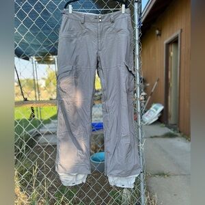 Burton snowboard cargo pants. EUC